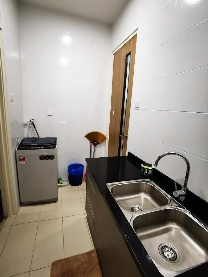 Batu Ferringhi Gold Pearl Luxury Homestay Near Beach With Intex Pool באטו פרינג'י