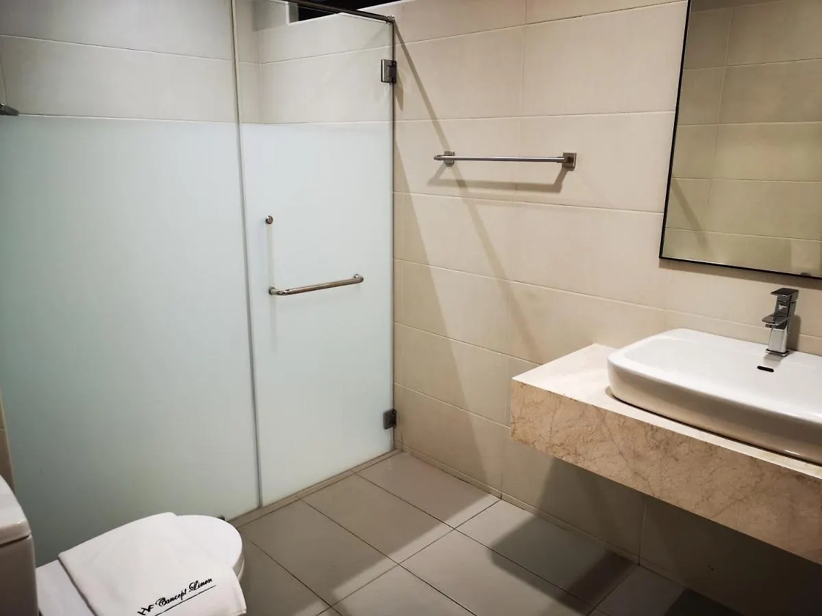 Batu Ferringhi Gold Pearl Luxury Homestay Near Beach With Intex Pool 0*, באטו פרינג'י