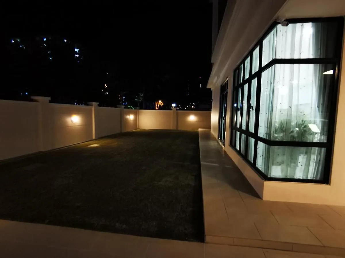 Batu Ferringhi Gold Pearl Luxury Homestay Near Beach With Intex Pool
