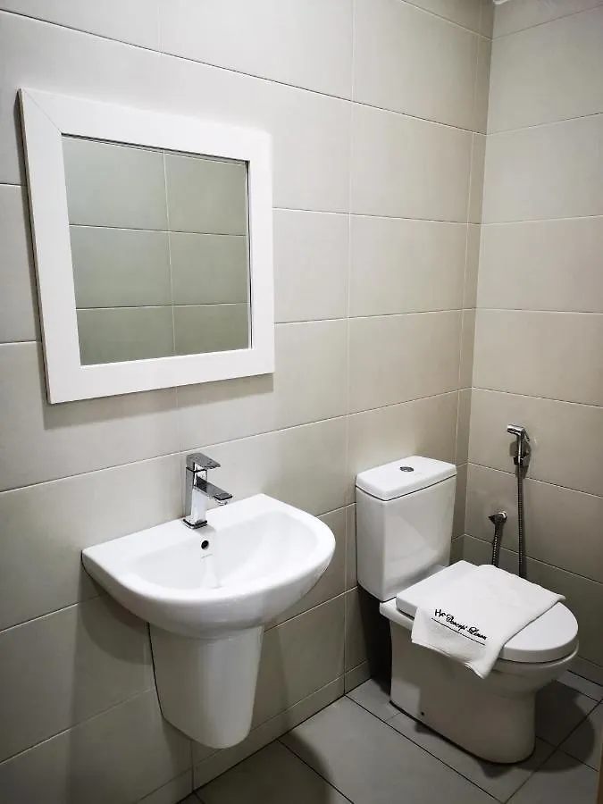 Batu Ferringhi Gold Pearl Luxury Homestay Near Beach With Intex Pool 0*, באטו פרינג'י